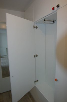 Penderie perpendiculaire