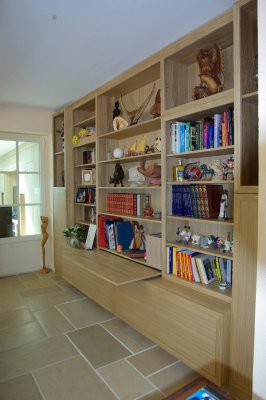 Bibliothèque-bureau plateau sorti