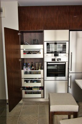 Colonne avec tiroirs inox