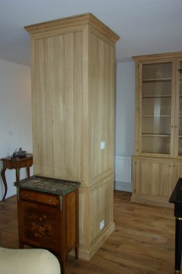 Colonne technique habillée