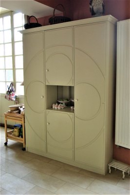 Meuble décor rosace