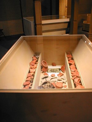 Présentoir vitrine en bois