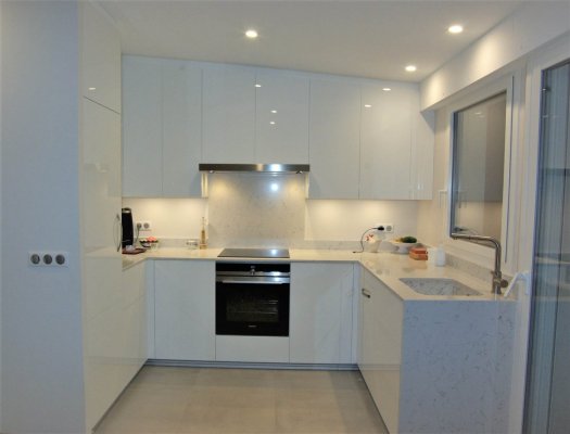 Vue d'ensemble de la cuisine