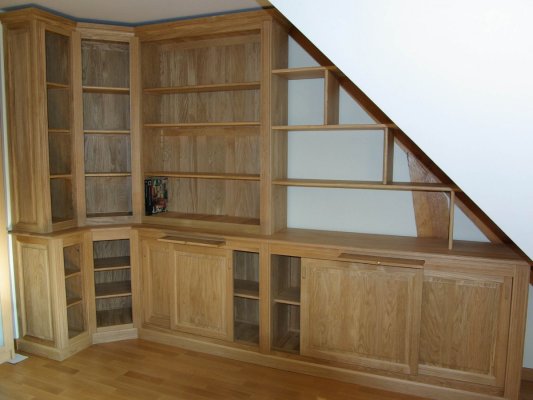 Bibliothèque en chêne ciré