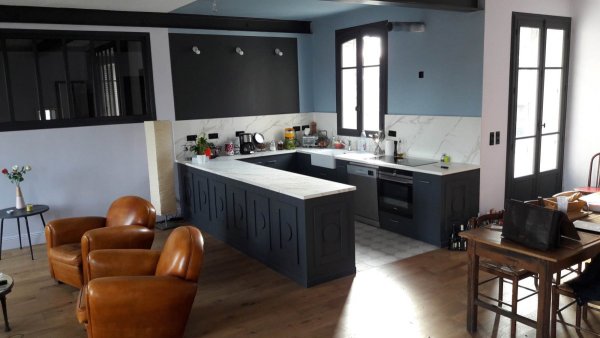 Vue d'ensemble du living