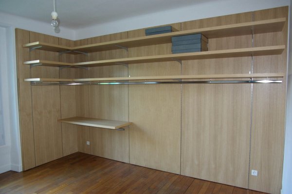 Panneautage en placage chêne