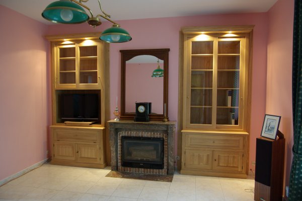 Bibliothèque en chêne ciré