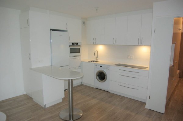 Cuisine laquée et plan en quartz