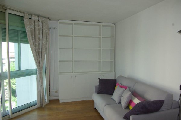 Bibliothèque en vis à vis