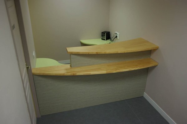 Banque d'accueil cabinet de kiné