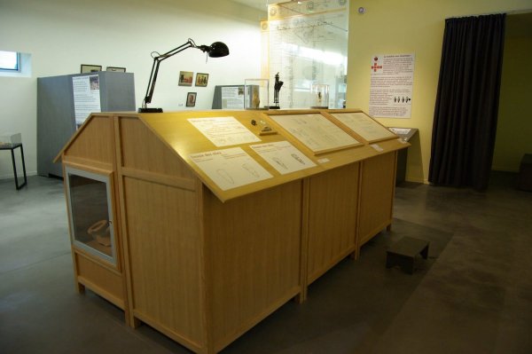 Présentoir vitrine sur mesure