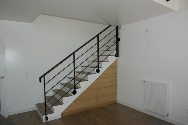 Intégration sous-escalier