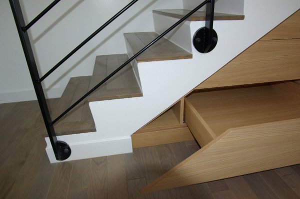 Détail niche et tiroir du bas