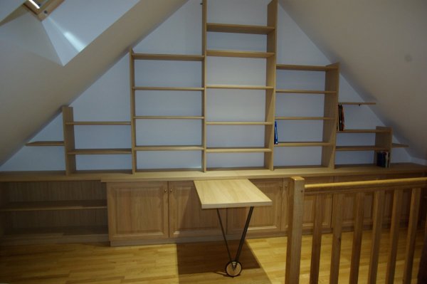 Bibliothèque sous-pente